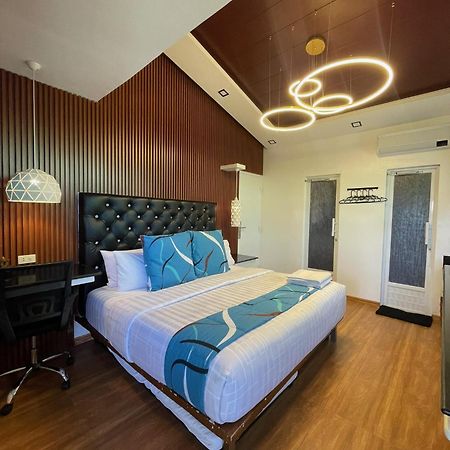 Italy Condotel Darasa Tanauan  Экстерьер фото